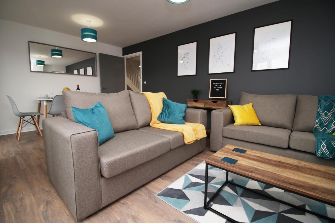 Delft - Spacious Home, High Speed Wi-Fi, Free Parking, Terrace Swindon Exterior foto
