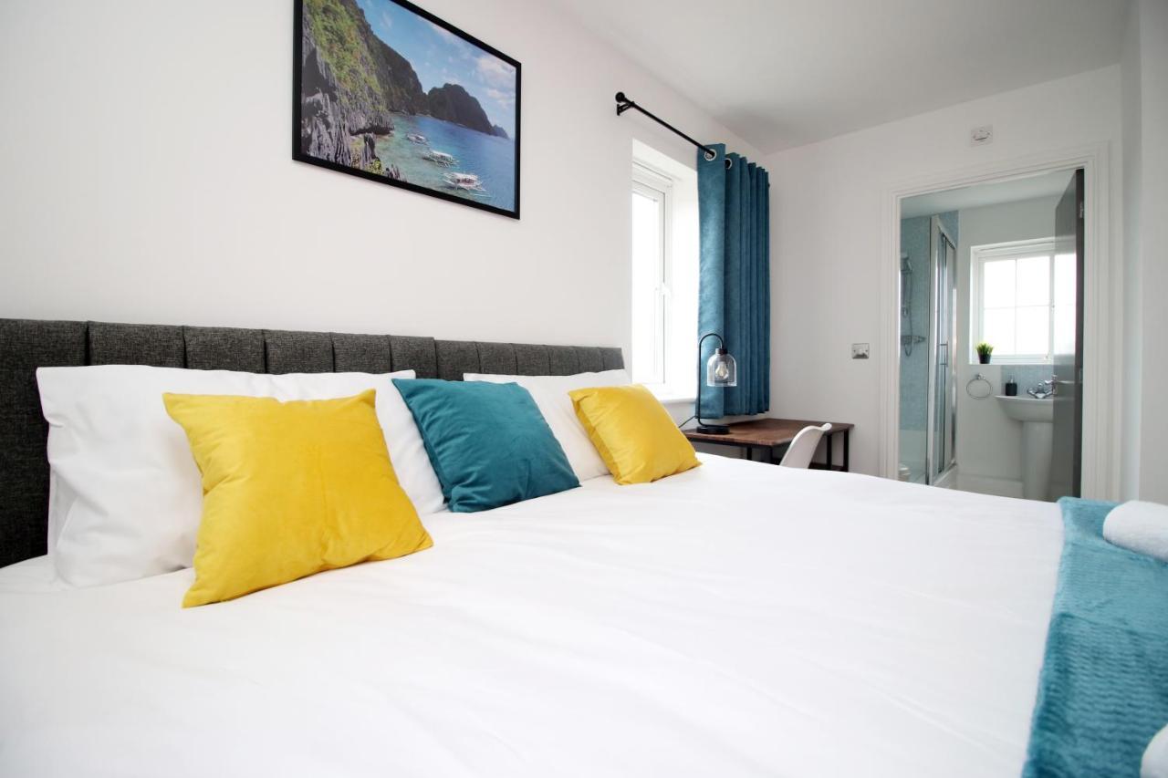 Delft - Spacious Home, High Speed Wi-Fi, Free Parking, Terrace Swindon Exterior foto
