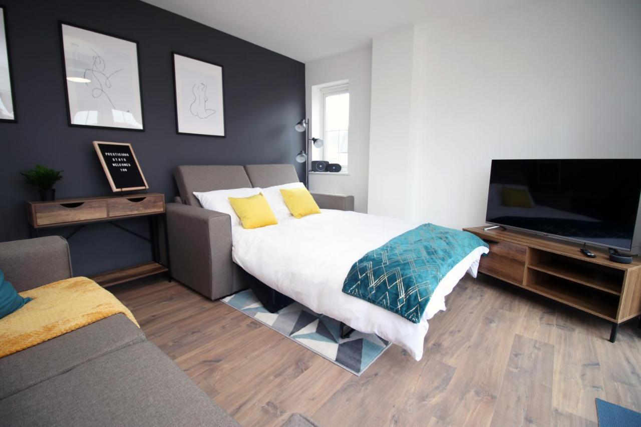 Delft - Spacious Home, High Speed Wi-Fi, Free Parking, Terrace Swindon Exterior foto
